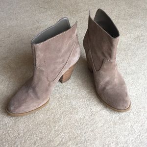 Nine West booties